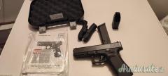 Glock 17  9x21mm IMI