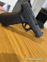 Glock 17 9x21mm IMI