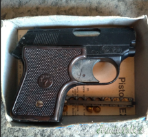 A SALVE Vintage Scacciacani Starter Pistol Express 7 cal 22 Blank Libretto Box