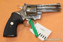 Revolver Colt Python Nickel Cal. 357M Sportivo