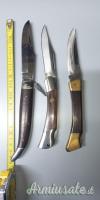 Coltelli pieghevoli in stock.