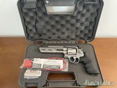 SMITH &WESSON 44 MAGNUM 