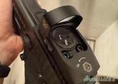 Red Dot Vortex Venum