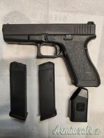 Glock 22 .40 Smith & Wesson | Auto  |  10 x 21 mm