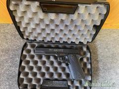 Colt GOLD CUP 1911 .22 LR Long Rifle