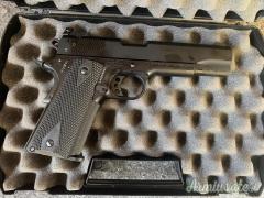 Colt GOLD CUP 1911 .22 LR Long Rifle