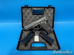 Heckler & Koch USP COMPACT .45 ACP