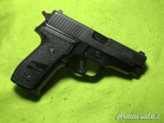 SIG-Sauer P 228  9x21mm
