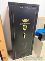 Fuciliera Buffalo River – 10 posti – Serratura elettronica – Ottimo stato
