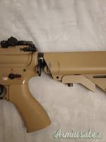 G&G Top Tech m4 full metal ( tan) con mirino punto rosso aimo rd1