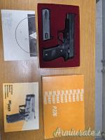 SIG-Sauer P226 9x21mm IMI