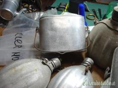 Lotto Borracce vari periodi 65 €. Spedite