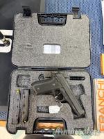 Taurus MOD. 92 CAL. 9x19 Parabellum (NUOVA) (VEDI LA DESCRIZIONE)