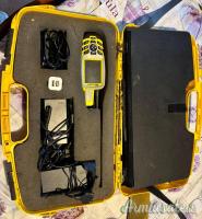 Vendo Kit Bitrabi 4 collari + 1 palmare, 2 caricatori collari e 1 caricatore auto .