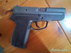 SIG-Sauer P2340 .40 Smith & Wesson / 9X19