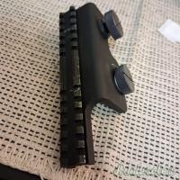 Attacco laterale a due fori M14