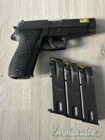SIG-Sauer 226 9x21