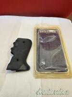 Guancette in Gonna X Beretta 92