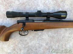 Carabina Anschutz 1530 cal 222 rem completa di ottica ottime condizioni  per info contattaci