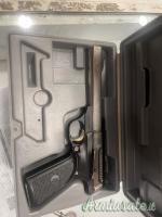 Browning BUCK MARK .22 LR Long Rifle