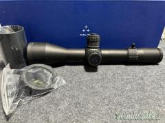 Affare DELTA STRYKER 4.5-30X56 FFP LRD-1T MRAD