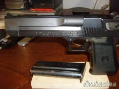 DESERT EAGLE .44 Remington Magnum