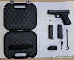 Glock 17 9x21mm IMI