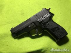 SIG-Sauer P 228  9x21