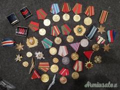 Medaglie / mostrine / onoreficenze militari