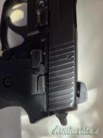 SIG-Sauer P228 9x21mm IMI