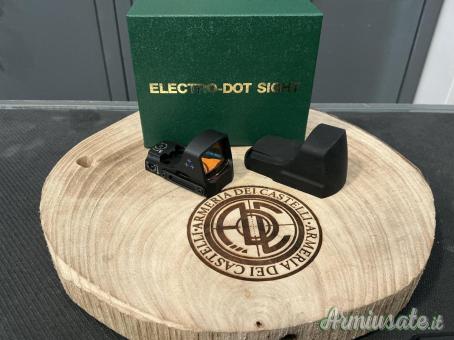 Red Dot DELTA STRYKER | 6 MOA