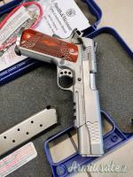 Smith & Wesson 1911 e series TA inox  .45 ACP