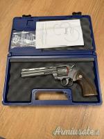 Colt PYTHON 357 MAGNUM 6