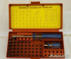 BROWNELLS Set Cacciaviti  Magna-Tip Professional 44 inserti con manico cavo blu