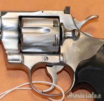 Revolver Colt Python Cal.357M Sportivo