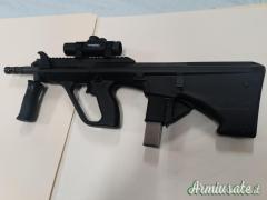 Steyr AUG 9x19 con red dot Burris come nuovo