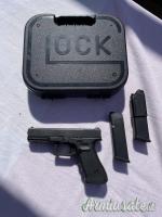 Glock  9x21mm IMI