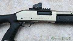 Fucile a pompa Fabarm Martial cal 12 con punto rosso vortex e laser pari a nuovo
