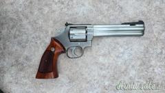Revolver Smith e Wesson 686 silhouette cal 357 mag ottime condizioni