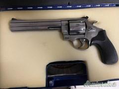 Smith & Wesson 629-5 44 MAGNUM .44 Remington Magnum