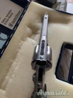 Smith & Wesson 629-5 44 MAGNUM .44 Remington Magnum