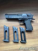 Desert Eagle Co2 Cybergun + 3 Mag