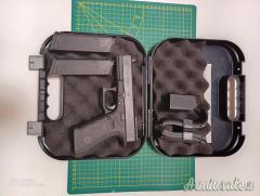 Glock 17  9x21mm IMI