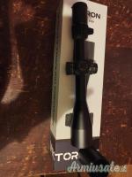 Vendo ottica Vector optics Tauron 5-30x56 FFP