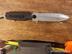COLTELLO A LAMA FISSA