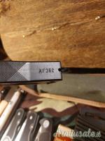 COLTELLO MULTIUSO PESANTISSIMO FORSE DERIVAZIONE MILITARE