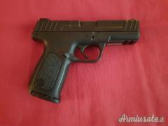 Smith & Wesson SD9 9x21mm IMI + 9x19