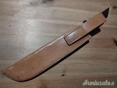 - Coltello artigianale
