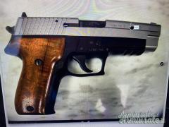 SIG-Sauer P226 9x21mm IMI