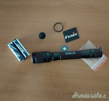 # Vendo/Scambio Torcia Fenix